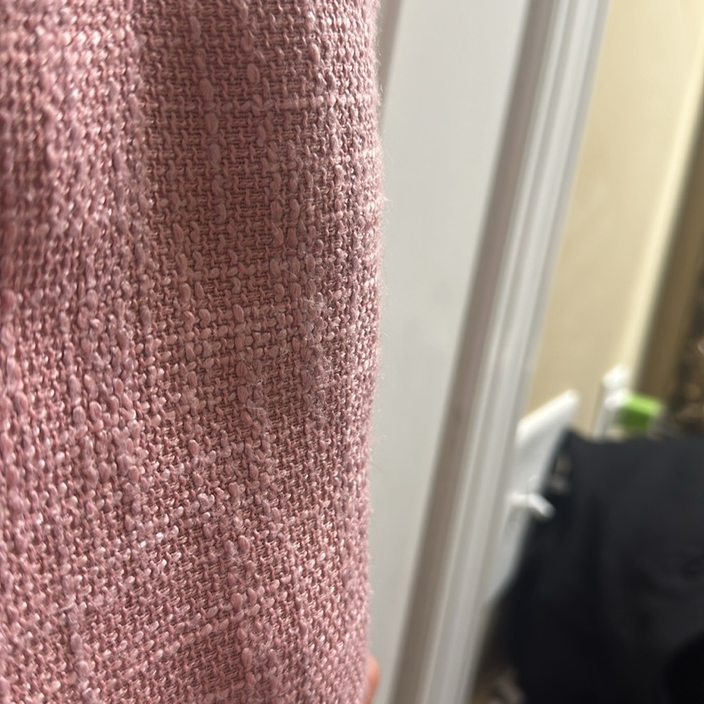 Entro Pink Tweed Shorts - Picture 5 of 5
